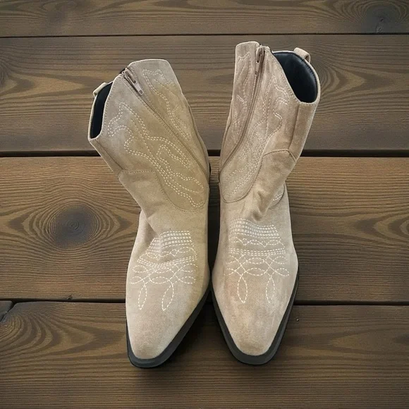 So Me Beige Western Heeled Boots - Picture 2 of 3